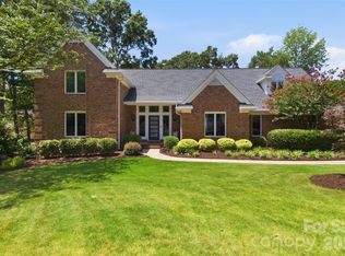 208 Kelly Ct, Fort Mill, SC 29715