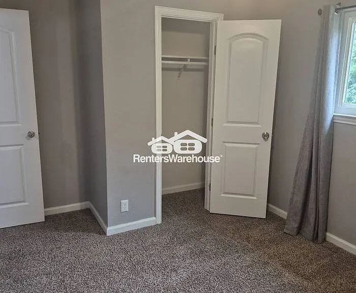 9323 Bowen Dr — Photo 20