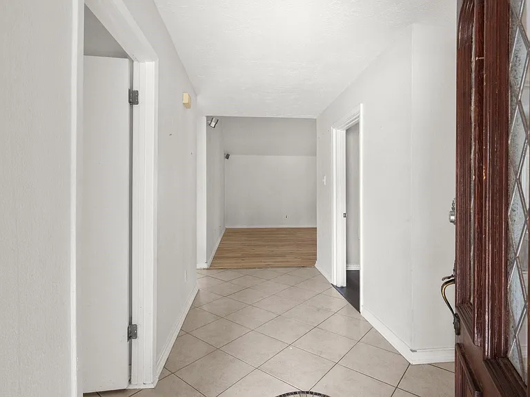 706 Shenandoah Dr — Photo 10