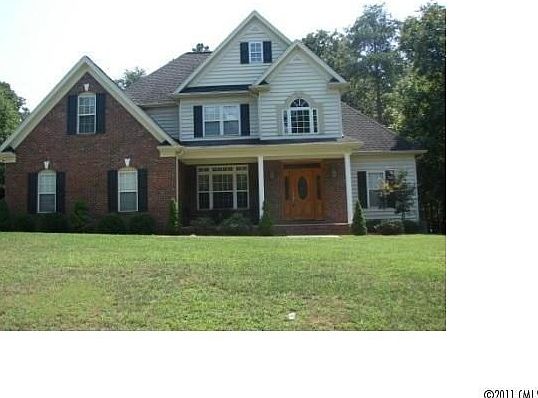 1st image of 4814 Elmhurst Dr NE