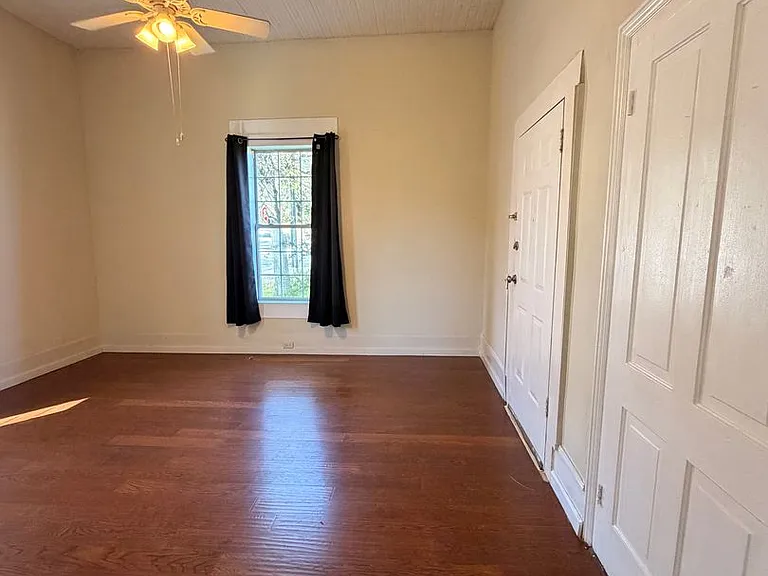 1300 N Broad St NE — Photo 12