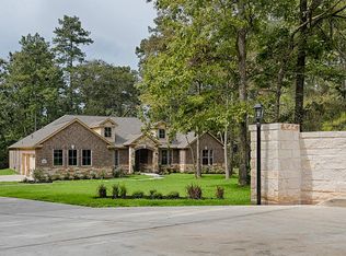 2010 Boulder Ridge Dr, Conroe, TX 77304