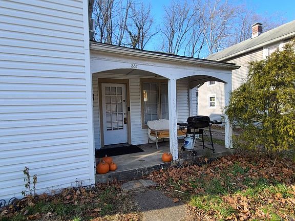 3rd image of 387 Richland Ave