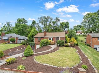 527 Patterson Rd, Bethel Park, PA 15102