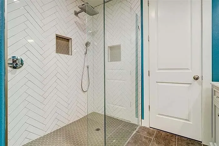 510 Lovett Blvd #403 — Photo 12