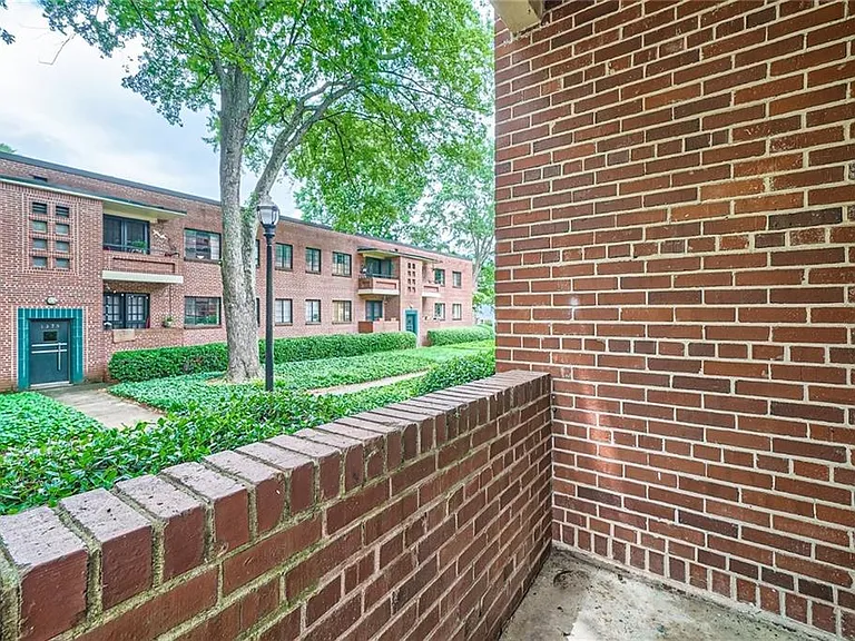 1381 Normandy Dr NE #2 — Photo 15