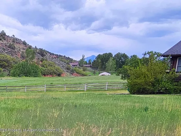 25 Laird Ln, Glenwood Springs, CO 81601