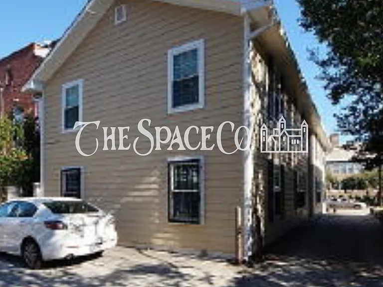 995 King St #B — Photo 15