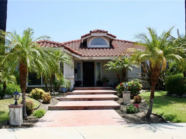 1152 N Redding Way, Upland, CA 91786