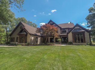 1217 Forest Ridge Trail Ln, Ballwin, MO 63021