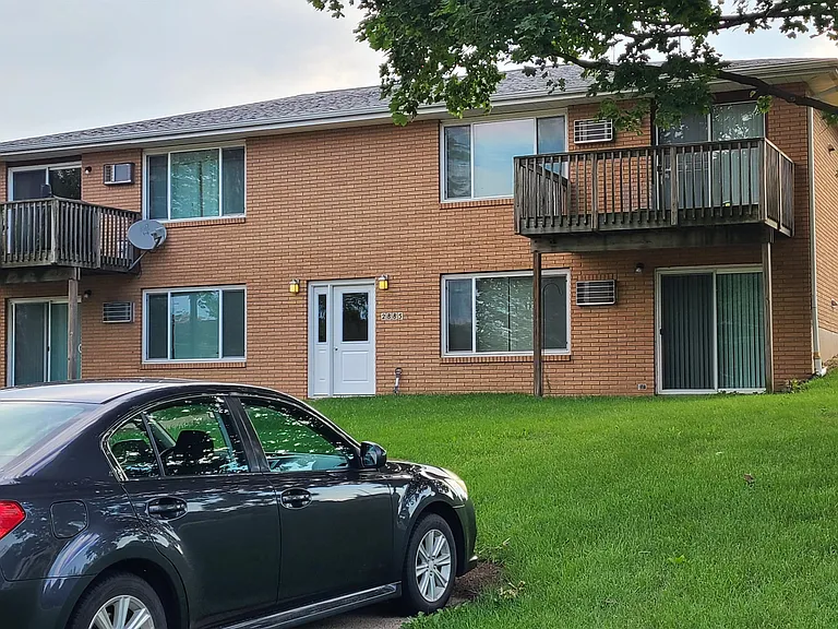 2885 Springreen Dr #4 — Photo 6