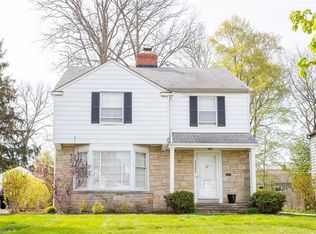 24200 E Groveland Rd, Beachwood, OH 44122
