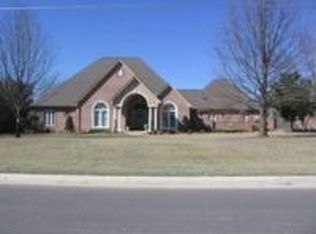 909 Rockford Pl, Ardmore, OK 73401