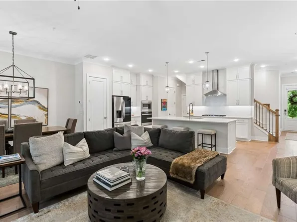 1090 Harper Cove Dr, Roswell, GA 30075