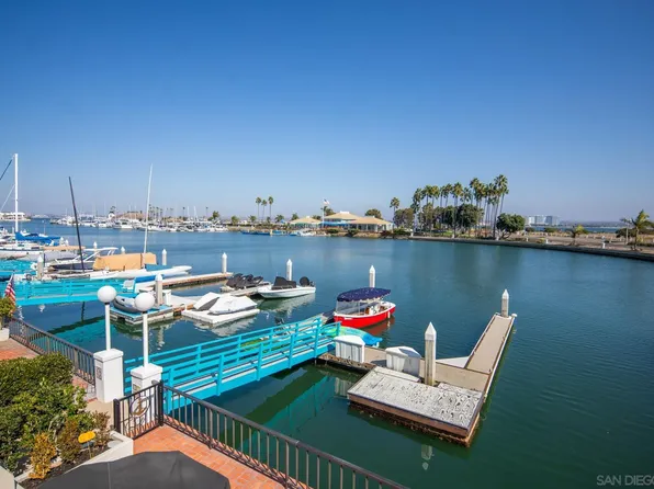 8 Antigua Ct, Coronado, CA 92118