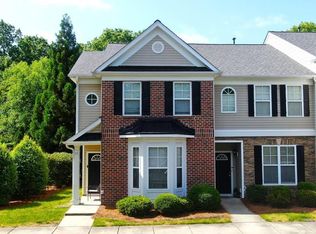 15 Blue Stone Ln, Greensboro, NC 27407