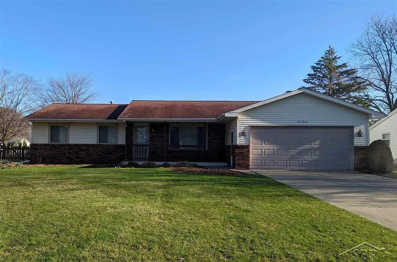 5704 Willowbrook Dr photo 1