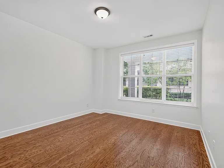 2116D Acklen Ave — Photo 16