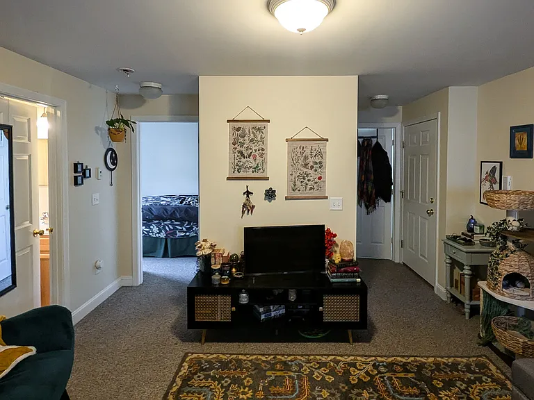 8 Kossuth St #202 — Photo 6
