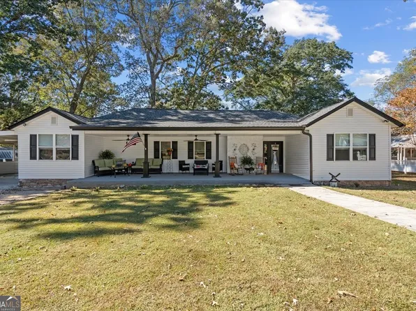 262 Bowdon St, Tallapoosa, GA 30176