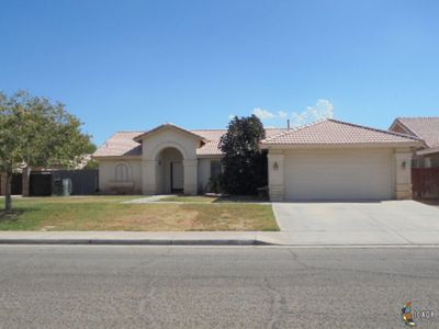 948 Calle Luna, Brawley, CA, 92227