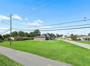 2550 Leo Kerner Lafitte Pkwy, Marrero, LA 70072