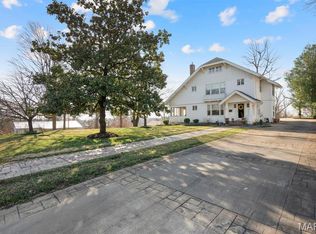 324 Vine St, Dexter, MO 63841