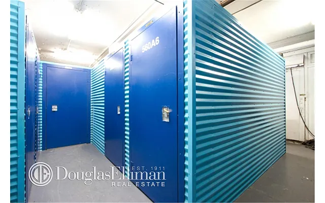 Rented by Douglas Elliman | media 32