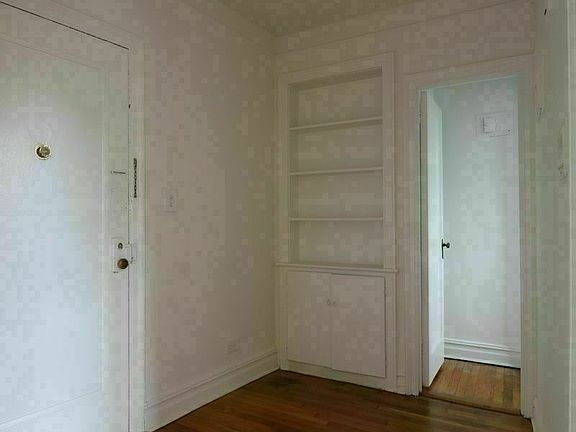 5th image of 6812 Yellowstone Blvd APT 1P