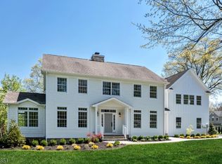 24 Lindbergh Ln, Basking Ridge, NJ 07920