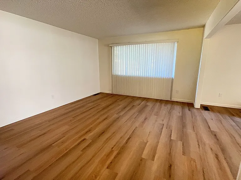 2705 Rockwood Pl — Photo 3