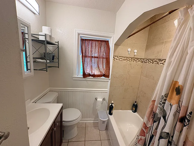 827 SW Hedgewood Ave — Photo 7
