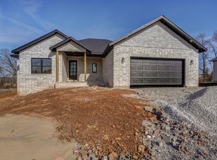 1507 W Ragweed Ct, Ozark, MO 65721