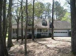 410 Hickory Ln, Jackson, GA 30223