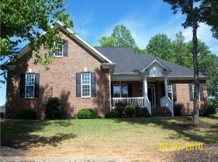 4697 Beacon Park Ln, Walkertown, NC 27051