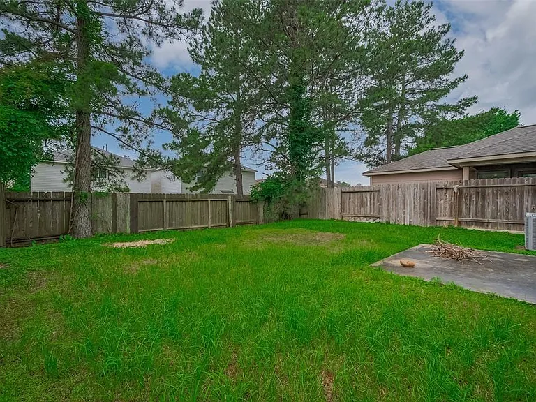 5009 Willow Point Dr — Photo 39