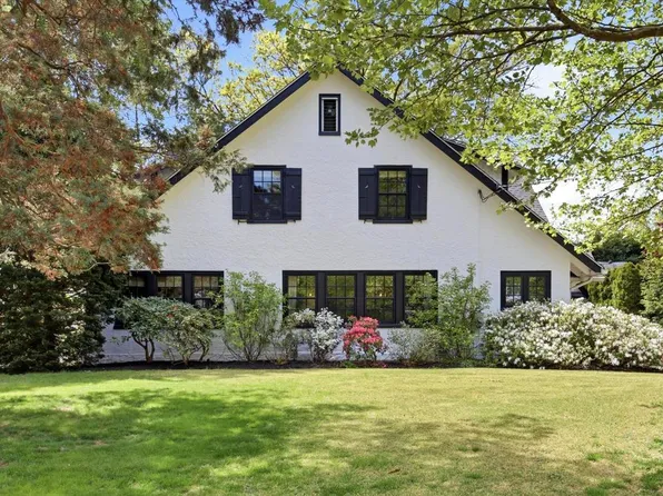 6 Hampden Ave, Narberth, PA 19072