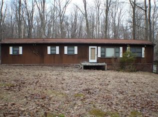 1412 County Line Rd, Champion, PA 15622