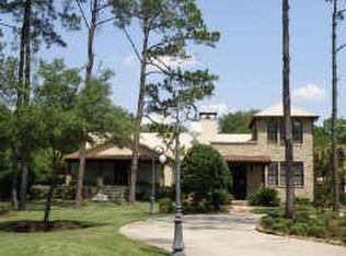 505 W Spreading Oaks Ave, Friendswood, TX 77546