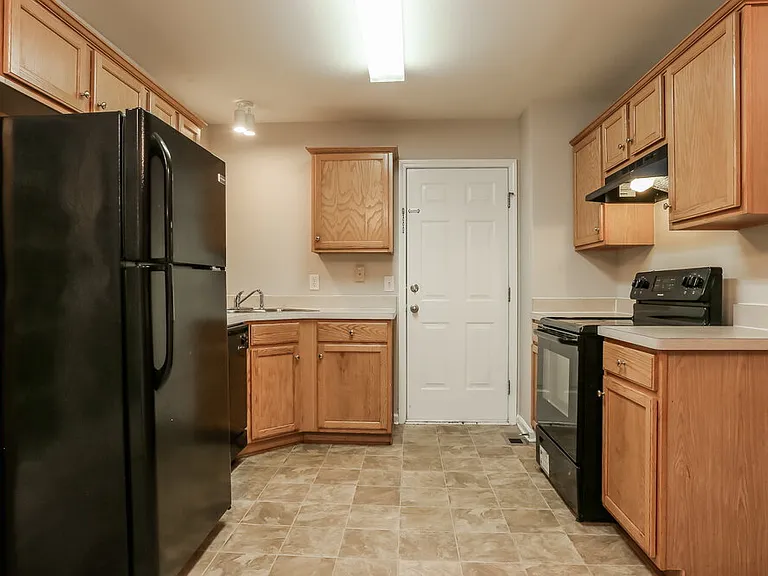 9490 Pebble Creek Ct — Photo 9