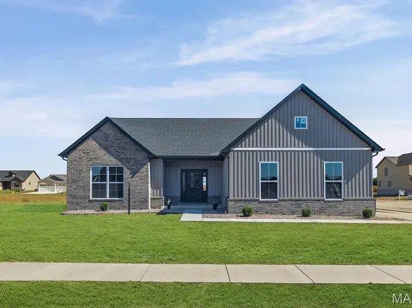7131 Savannah Dr, Glen Carbon, IL 62034