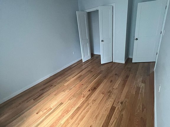Upper Level Bedroom: 145 in x 104 in. 
Closet: 69 in x 34 in
