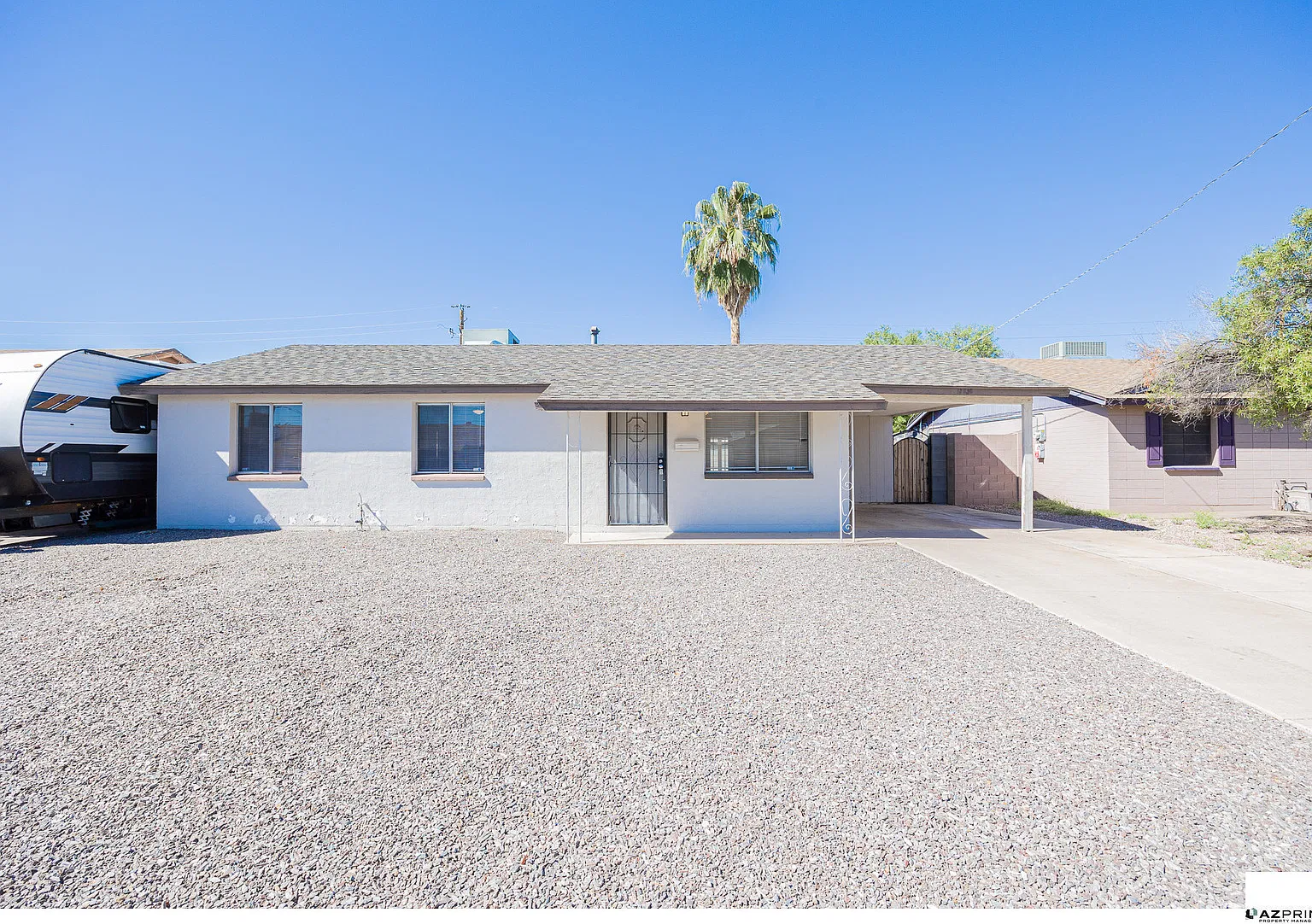 Enjoy the Space and Convenience this Stunning 4/2 Phoenix Home Has to Offer! — Photo 2