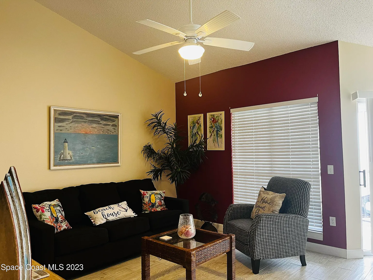 2 bed, 2.0 bath, 1002 sqft, $1,895 — Photo 4