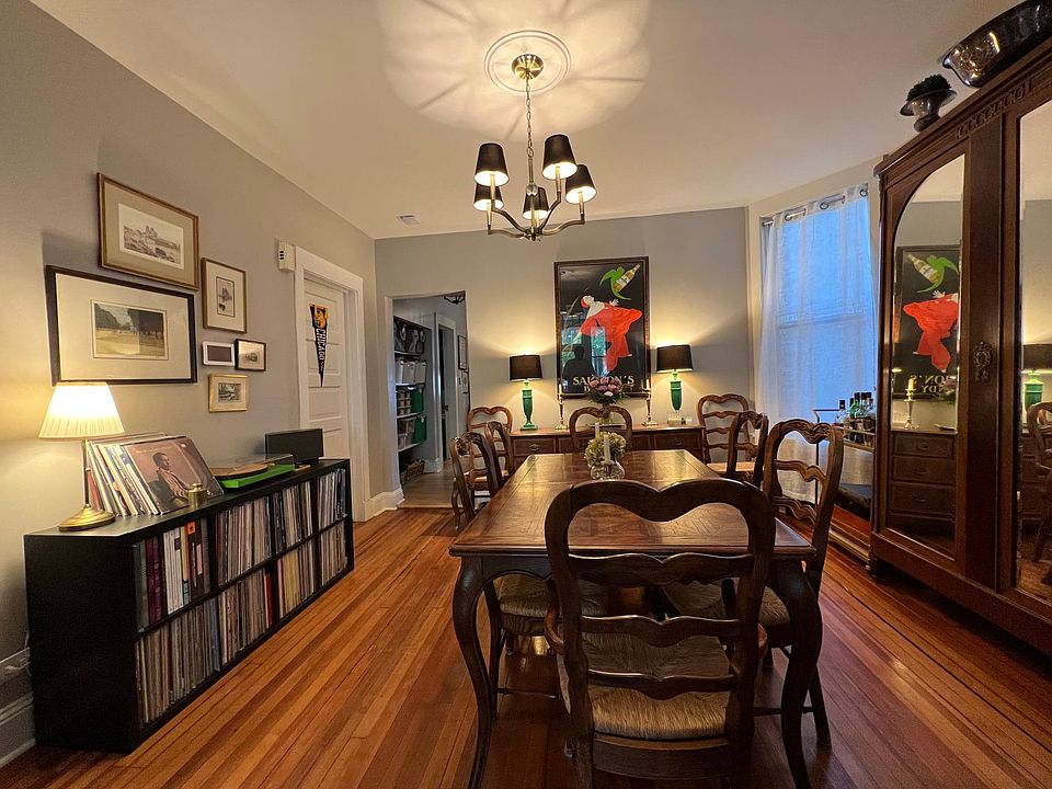 1st image of 2130 W Cuyler Ave #1