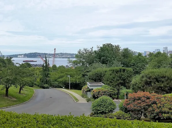 2349 SW Harbor Avenue SW #101, Seattle, WA 98126