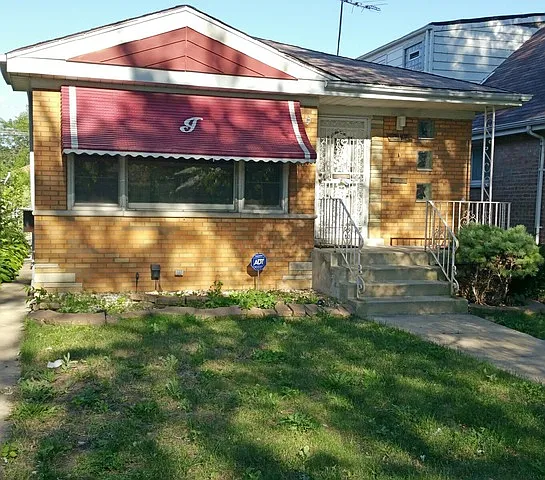 9143 S Parnell Ave photo 1