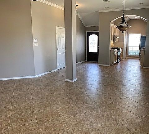5th image of 6103 Tenton Park Ln