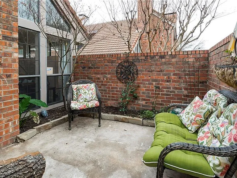 18240 Midway Rd #302 — Photo 29