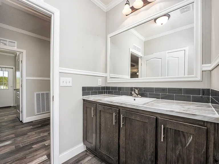1085 Tallokas Rd — Photo 30